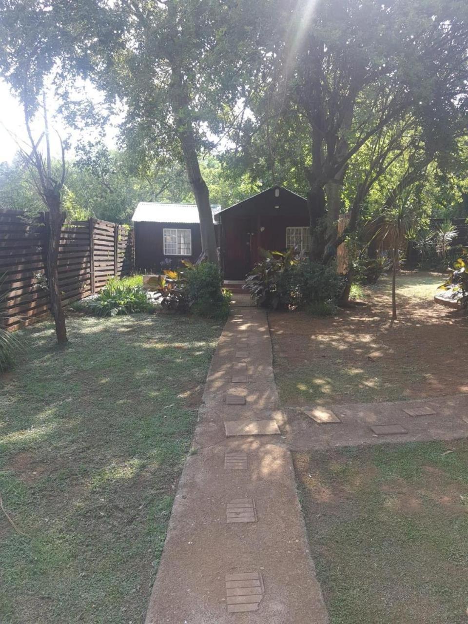 Chalet 1 Camping Style At Cynthias Country Hartbeespoort Exteriér fotografie