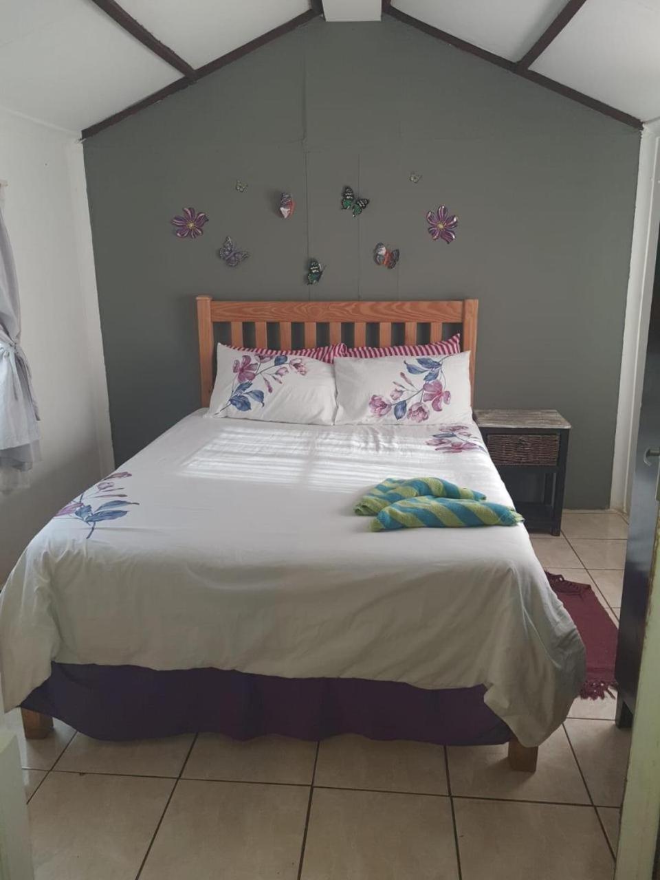 Chalet 1 Camping Style At Cynthias Country Hartbeespoort Exteriér fotografie